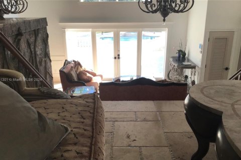 Casa en venta en Kendall, Florida, 5 dormitorios, 327.67 m2 № 2030058 - foto 29