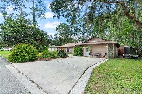 House in Gainesville, Florida 4 bedrooms, 195.28 sq.m. № 1887064 - photo 29