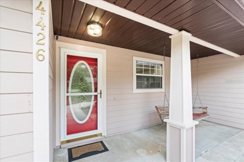 House in Gainesville, Florida 4 bedrooms, 195.28 sq.m. № 1887064 - photo 2