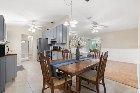 House in Gainesville, Florida 4 bedrooms, 195.28 sq.m. № 1887064 - photo 13