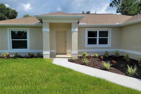 Casa en alquiler en North Port, Florida, 3 dormitorios, 155.15 m2 № 1915796 - foto 1