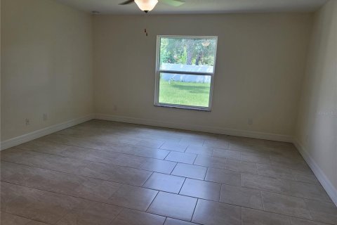 Casa en alquiler en North Port, Florida, 3 dormitorios, 155.15 m2 № 1915796 - foto 10