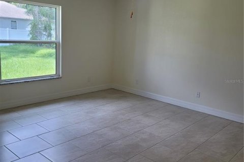 Casa en alquiler en North Port, Florida, 3 dormitorios, 155.15 m2 № 1915796 - foto 5