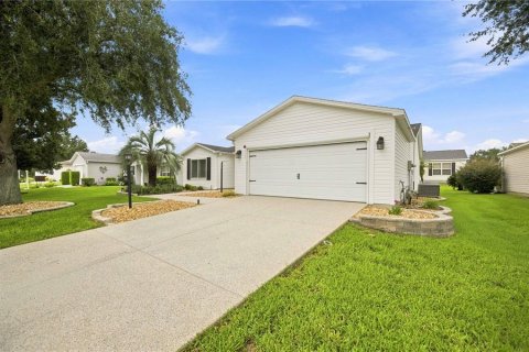Villa ou maison à vendre à The Villages, Floride: 3 chambres, 129.32 m2 № 2324495 - photo 4