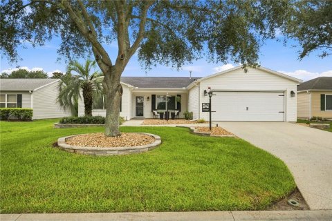 Casa en The Villages, Florida 3 dormitorios, 129.32 m2 № 2324495
