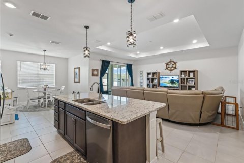 House in Ocala, Florida 4 bedrooms, 177.44 sq.m. № 1749369 - photo 14