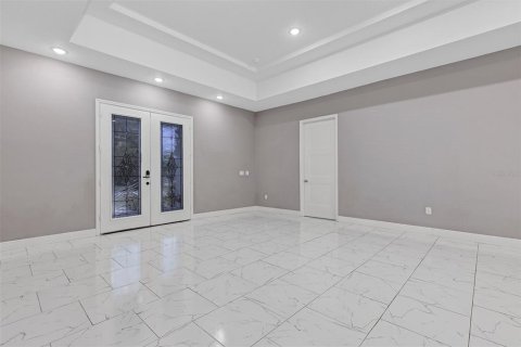House in Ocala, Florida 4 bedrooms, 305.28 sq.m. № 2210215 - photo 5