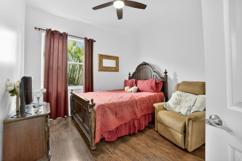 Villa ou maison à vendre à Coral Springs, Floride: 6 chambres, 368.54 m2 № 2082303 - photo 18