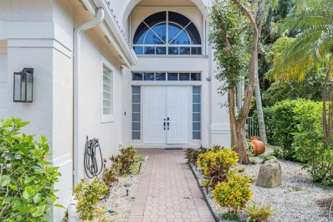 Villa ou maison à vendre à Coral Springs, Floride: 6 chambres, 368.54 m2 № 2082303 - photo 4