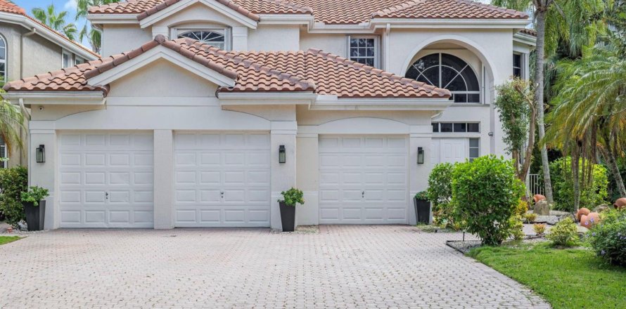 Villa ou maison à Coral Springs, Floride 6 chambres, 368.54 m2 № 2082303