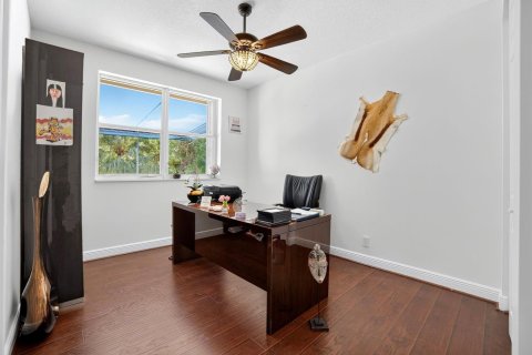 Villa ou maison à vendre à Coral Springs, Floride: 6 chambres, 368.54 m2 № 2082303 - photo 20