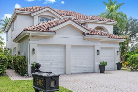 Villa ou maison à vendre à Coral Springs, Floride: 6 chambres, 368.54 m2 № 2082303 - photo 2