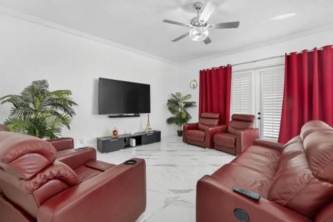 Villa ou maison à vendre à Coral Springs, Floride: 6 chambres, 368.54 m2 № 2082303 - photo 16