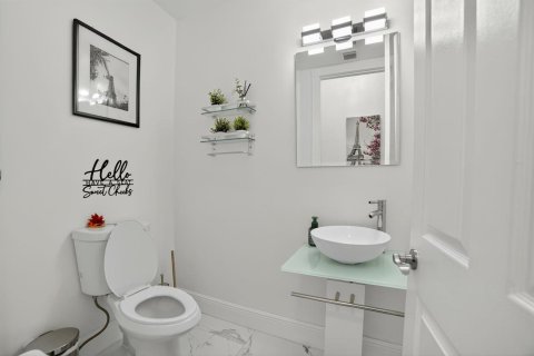 Villa ou maison à vendre à Coral Springs, Floride: 6 chambres, 368.54 m2 № 2082303 - photo 30
