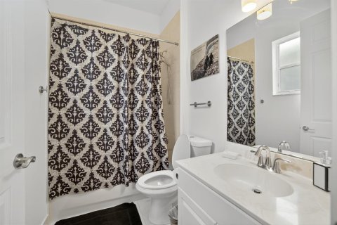 Villa ou maison à vendre à Coral Springs, Floride: 6 chambres, 368.54 m2 № 2082303 - photo 24