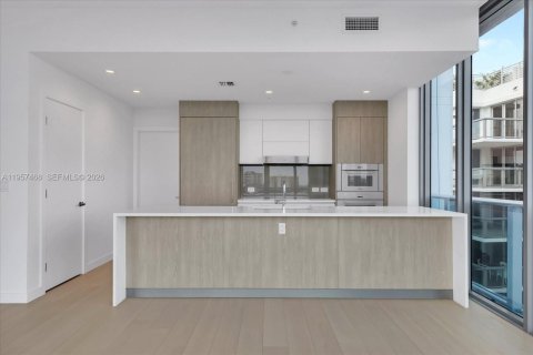 Condominio en venta en Bay Harbor Islands, Florida, 4 dormitorios, 232.44 m2 № 2024429 - foto 4