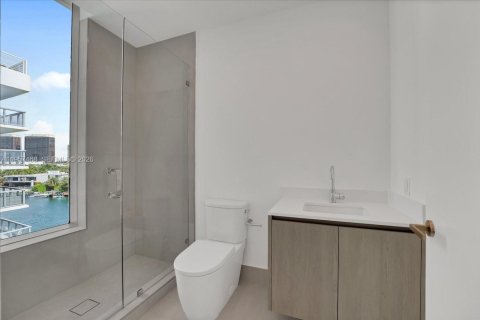 Condominio en venta en Bay Harbor Islands, Florida, 4 dormitorios, 232.44 m2 № 2024429 - foto 12