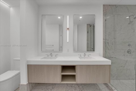Condominio en venta en Bay Harbor Islands, Florida, 4 dormitorios, 232.44 m2 № 2024429 - foto 13