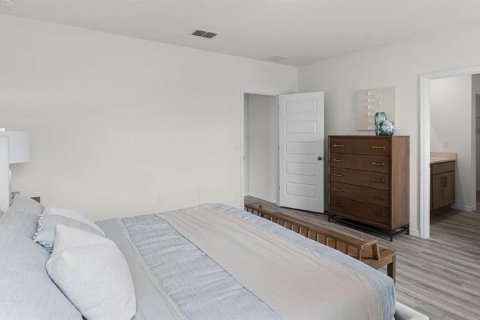 Casa en venta en Haines City, Florida, 5 dormitorios, 192.96 m2 № 1778460 - foto 29