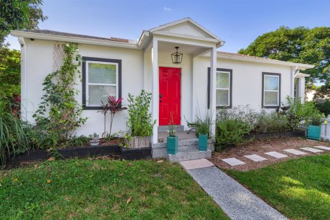 Villa ou maison à West Palm Beach, Floride 2 chambres, 79.43 m2 № 2432840