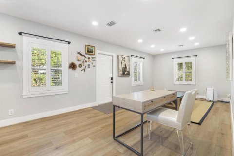 Villa ou maison à vendre à West Palm Beach, Floride: 2 chambres, 79.43 m2 № 2432840 - photo 3