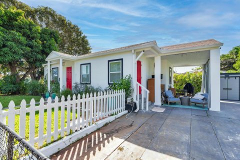Villa ou maison à vendre à West Palm Beach, Floride: 2 chambres, 79.43 m2 № 2432840 - photo 22