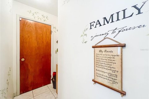 Villa ou maison à vendre à Ocala, Floride: 3 chambres, 234.95 m2 № 1898808 - photo 10