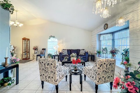 Villa ou maison à vendre à Ocala, Floride: 3 chambres, 234.95 m2 № 1898808 - photo 11