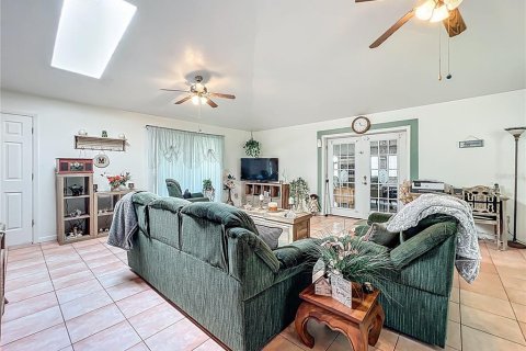 Villa ou maison à vendre à Ocala, Floride: 3 chambres, 234.95 m2 № 1898808 - photo 28