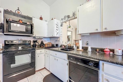Villa ou maison à vendre à Ocala, Floride: 3 chambres, 234.95 m2 № 1898808 - photo 22