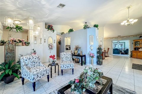 Villa ou maison à vendre à Ocala, Floride: 3 chambres, 234.95 m2 № 1898808 - photo 13