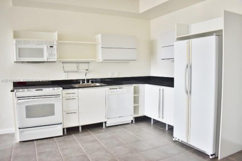 Copropriété à louer à Miami, Floride: 1 chambre, 59.27 m2 № 2415900 - photo 6
