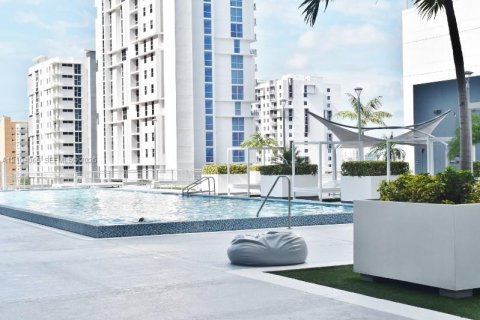 Copropriété à louer à Miami, Floride: 1 chambre, 59.27 m2 № 2415900 - photo 17