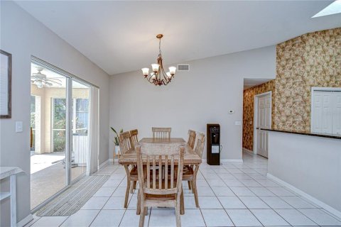 Villa ou maison à vendre à Valrico, Floride: 4 chambres, 240.71 m2 № 1788274 - photo 12
