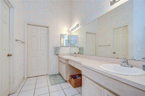 Villa ou maison à vendre à Valrico, Floride: 4 chambres, 240.71 m2 № 1788274 - photo 18