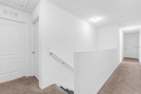 Villa ou maison à vendre à Clermont, Floride: 4 chambres, 210.42 m2 № 2324256 - photo 15