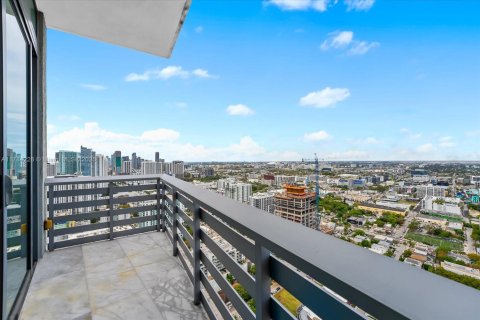 Condominio en venta en Miami, Florida, 5 dormitorios, 238.67 m2 № 1864361 - foto 29