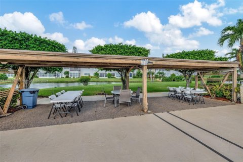 Condominio en venta en Lauderdale Lakes, Florida, 2 dormitorios, 87.7 m2 № 1764492 - foto 27