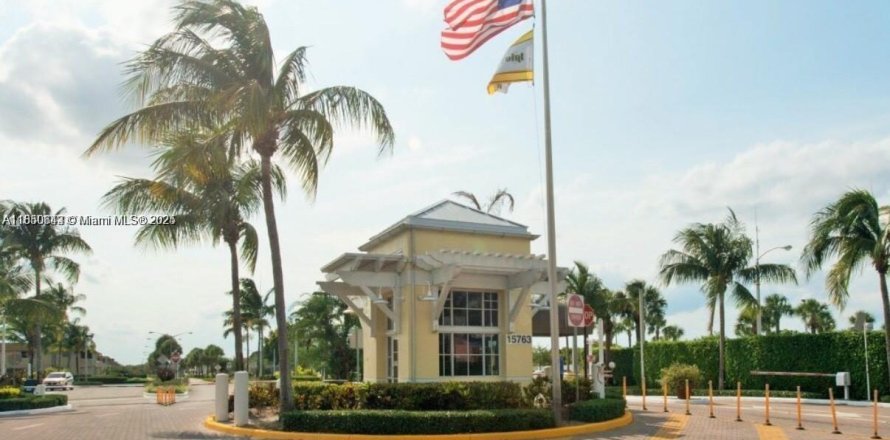 Condo in Delray Beach, Florida, 2 bedrooms  № 1856853