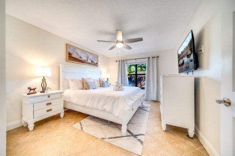 Villa ou maison à louer à Wellington, Floride: 4 chambres, 244.52 m2 № 2242024 - photo 16