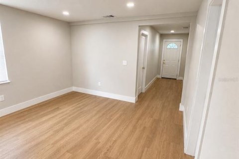 Villa ou maison à vendre à Tampa, Floride: 3 chambres, 95.32 m2 № 2304429 - photo 6