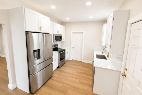Villa ou maison à vendre à Tampa, Floride: 3 chambres, 95.32 m2 № 2304429 - photo 11