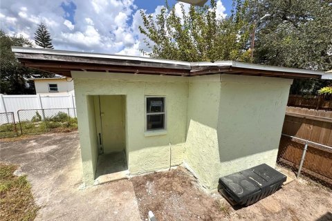Villa ou maison à vendre à Tampa, Floride: 3 chambres, 95.32 m2 № 2304429 - photo 29