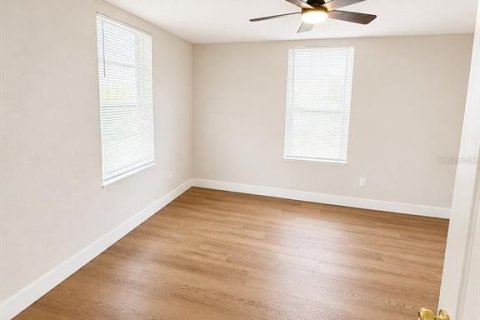 Villa ou maison à vendre à Tampa, Floride: 3 chambres, 95.32 m2 № 2304429 - photo 21