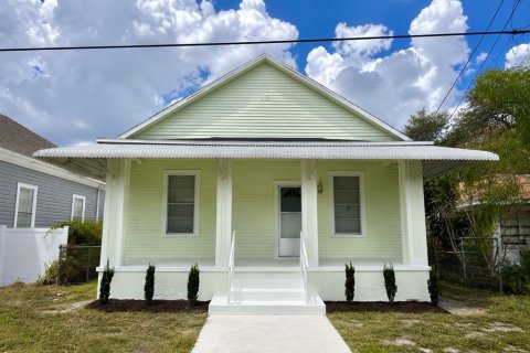 Villa ou maison à vendre à Tampa, Floride: 3 chambres, 95.32 m2 № 2304429 - photo 2