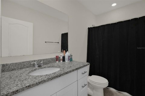 Touwnhouse à vendre à Kissimmee, Floride: 3 chambres, 155.7 m2 № 2309927 - photo 24