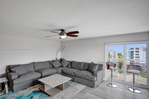 Copropriété à vendre à Hillsboro Beach, Floride: 2 chambres, 125.42 m2 № 2017056 - photo 22