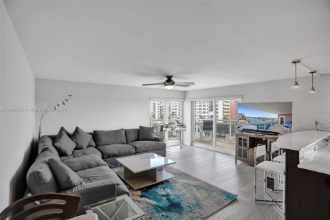 Copropriété à vendre à Hillsboro Beach, Floride: 2 chambres, 125.42 m2 № 2017056 - photo 23