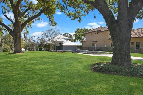 House in Windermere, Florida 3 bedrooms, 302.4 sq.m. № 1586345 - photo 5