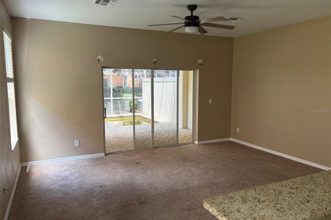 Adosado en venta en Clermont, Florida, 3 dormitorios, 139.63 m2 № 2211459 - foto 3